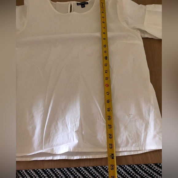 J. Crew|White Tiered bell sleeve top, Cotton with keyhole detail, size 12••• - Picture 13 of 13